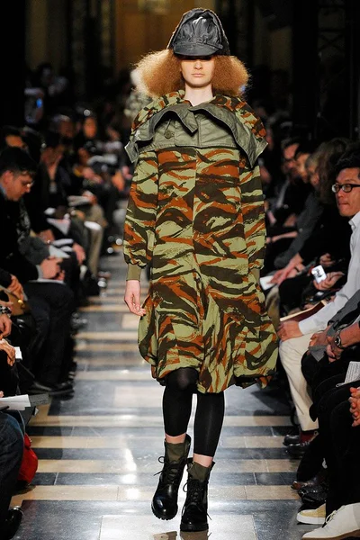Look 35